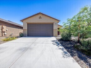 Building Photo - 10560 W Waveland Dr
