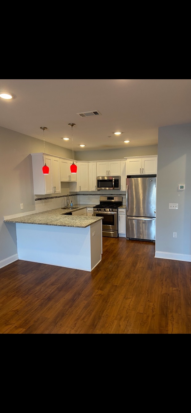 Kitchen - 275 Ridge Road