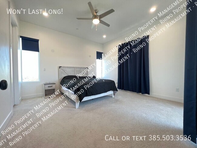 Foto del edificio - 3 Bedroom/3 Bathroom Top Floor Condo in Cl...