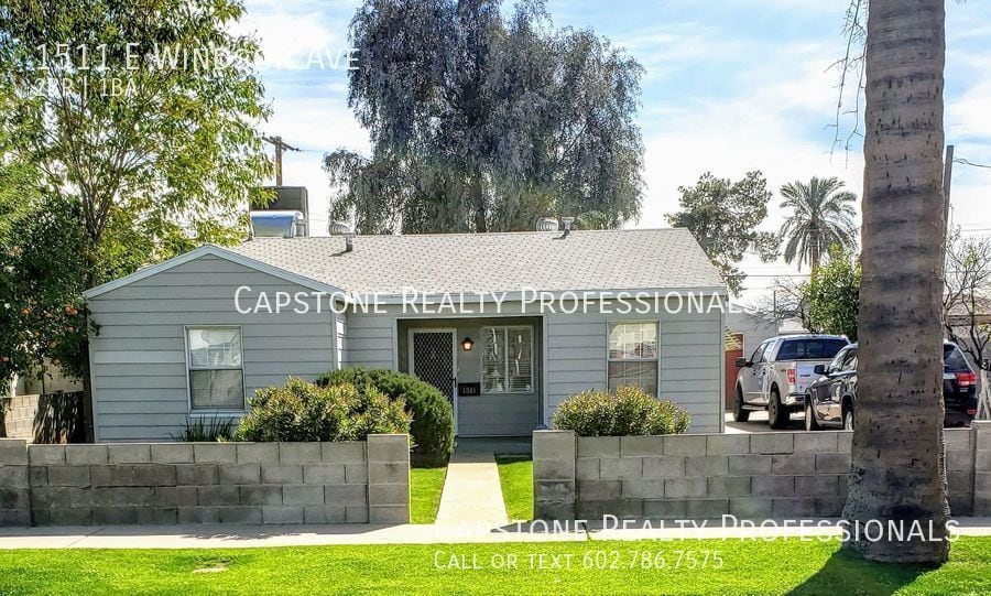 Primary Photo - Spacious 2-Bedroom Home with Vintage Charm...