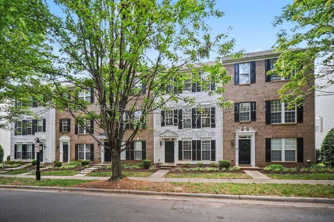 Foto del edificio - 15764 Castle Watch Ave