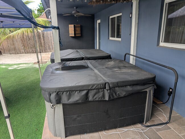 Foto del edificio - 919 Orange Is