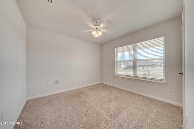 Foto del edificio - 4004 Brighton Blvd.