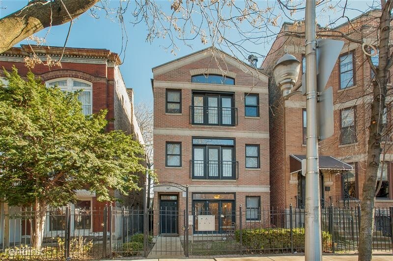 Primary Photo - 847 N Mozart St