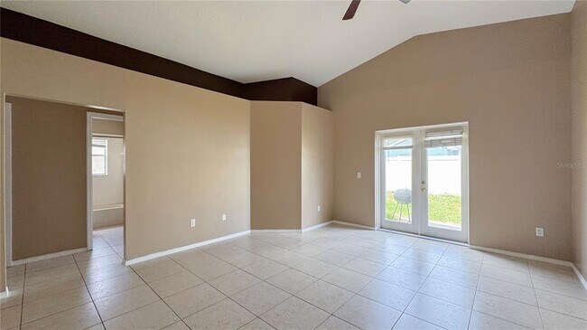 Foto del edificio - 2313 Ole Hickory Dr
