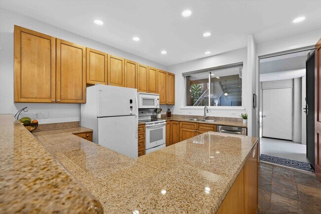 Building Photo - 75-346 Hualalai Rd, Apt E101