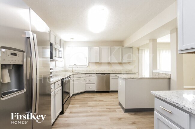 Foto del edificio - 12207 Tallowtree Ct