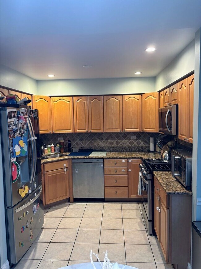 Foto del edificio - 7555 N Waukegan Rd