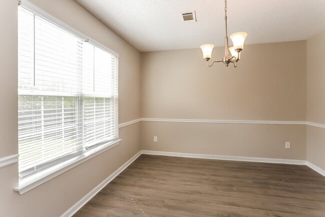 Foto del edificio - 2244 Waters Run