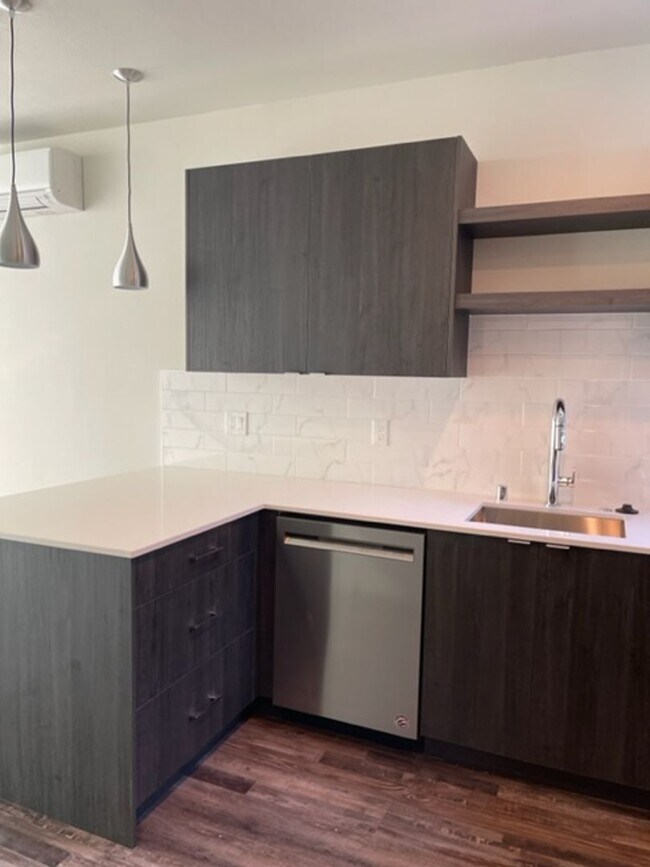 Foto del edificio - New Construction! Lake City Townhome!