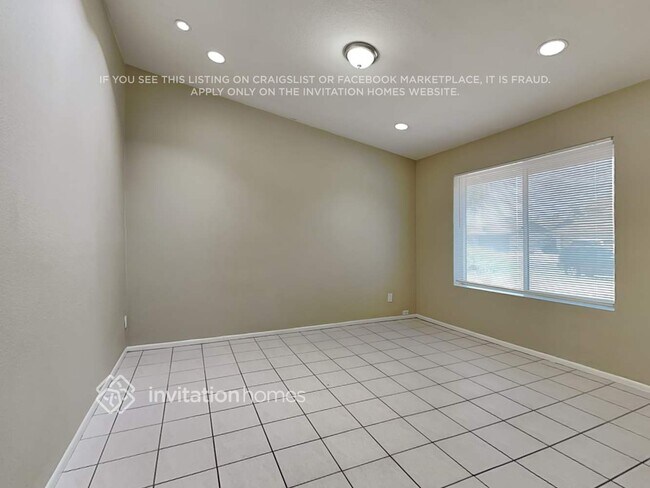 Foto del edificio - 5634 W Altadena Ave