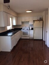Building Photo - 3088 Covington St