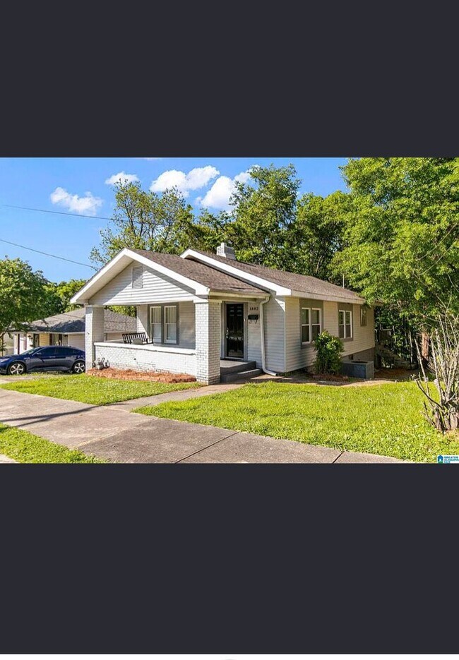 Foto del edificio - Newly 2 Bedroom Remolded Home/ Area
