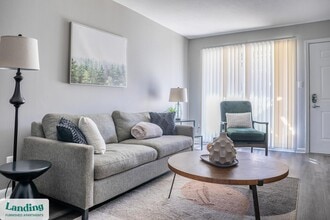 Building Photo - 6111 Allisonville Rd