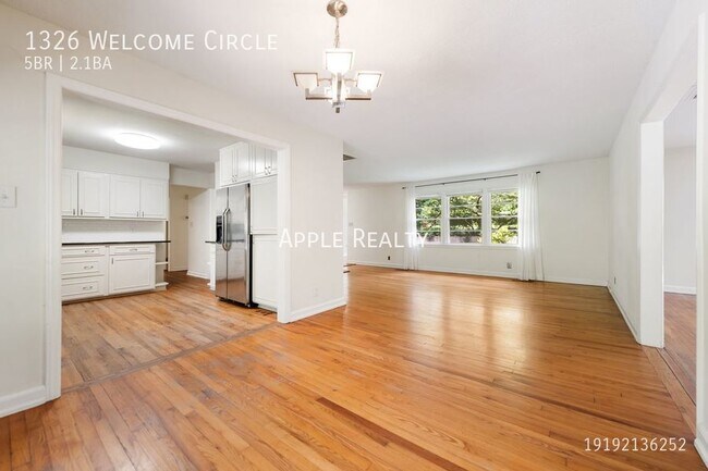 Foto del edificio - 1326 Welcome Cir