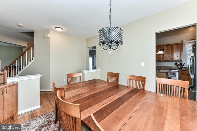Foto del edificio - 46814 Snow Hill Way