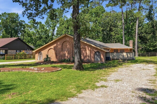 Foto del edificio - 25611 Timberlane Dr
