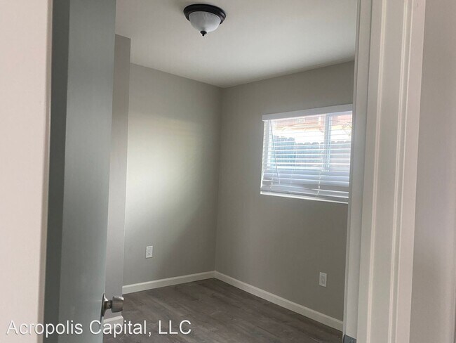 Foto del edificio - 3 br, 1 bath House - 3536 1/2 47th Street