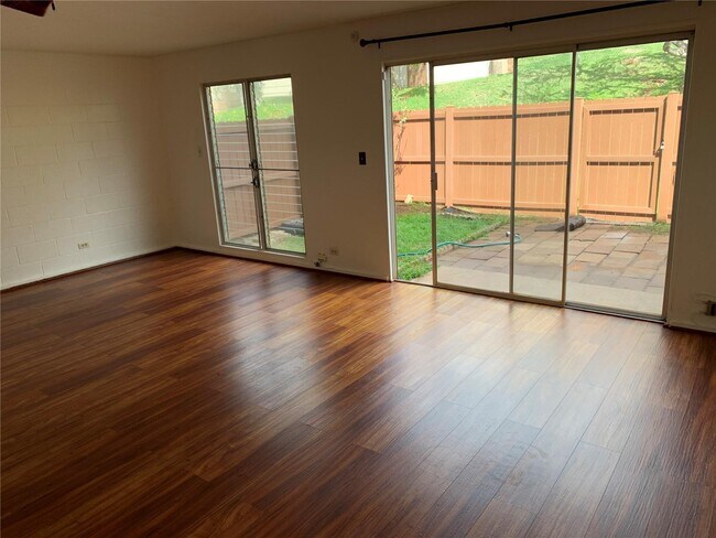 Building Photo - 92-695-695 Makakilo Dr