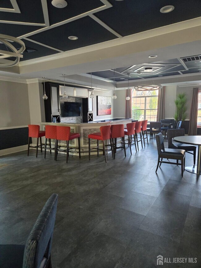 Foto del edificio - 28211 Radford Ct