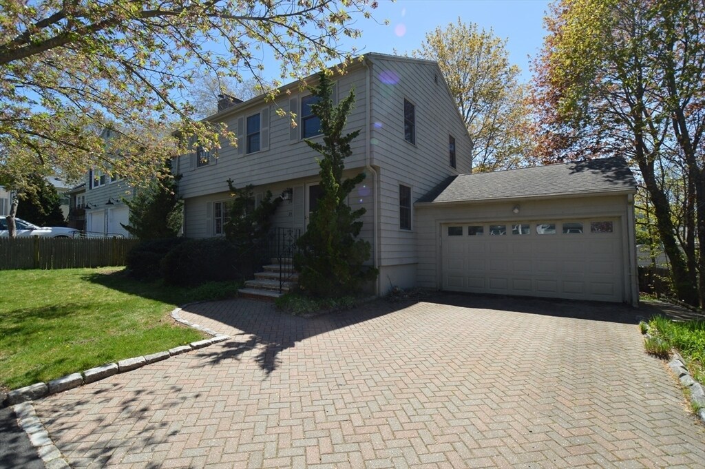 Primary Photo - 24 Beverly Ave