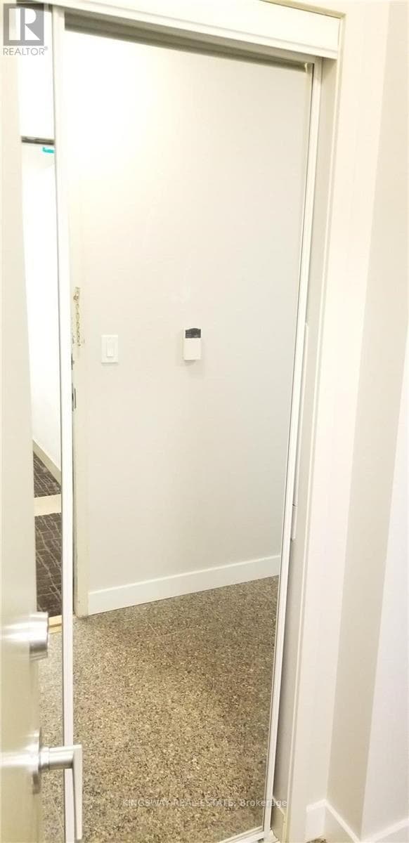 Building Photo - 3 Navy Wharf Ct