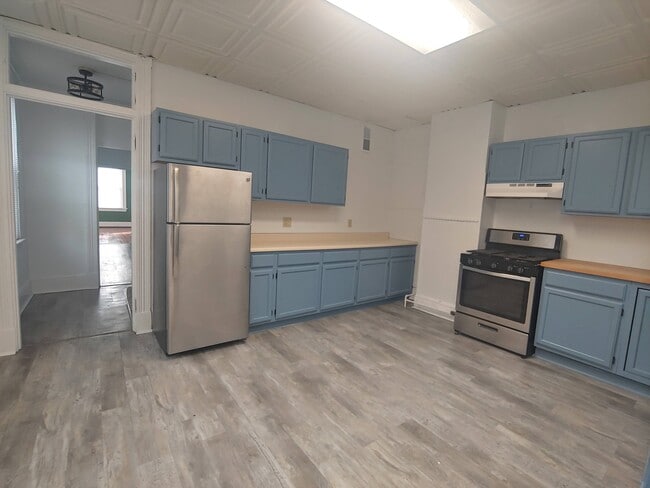 Building Photo - 538 Klotter Ave