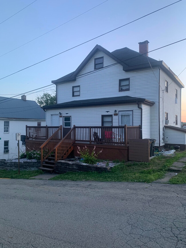 Exterior - 227 Maple St