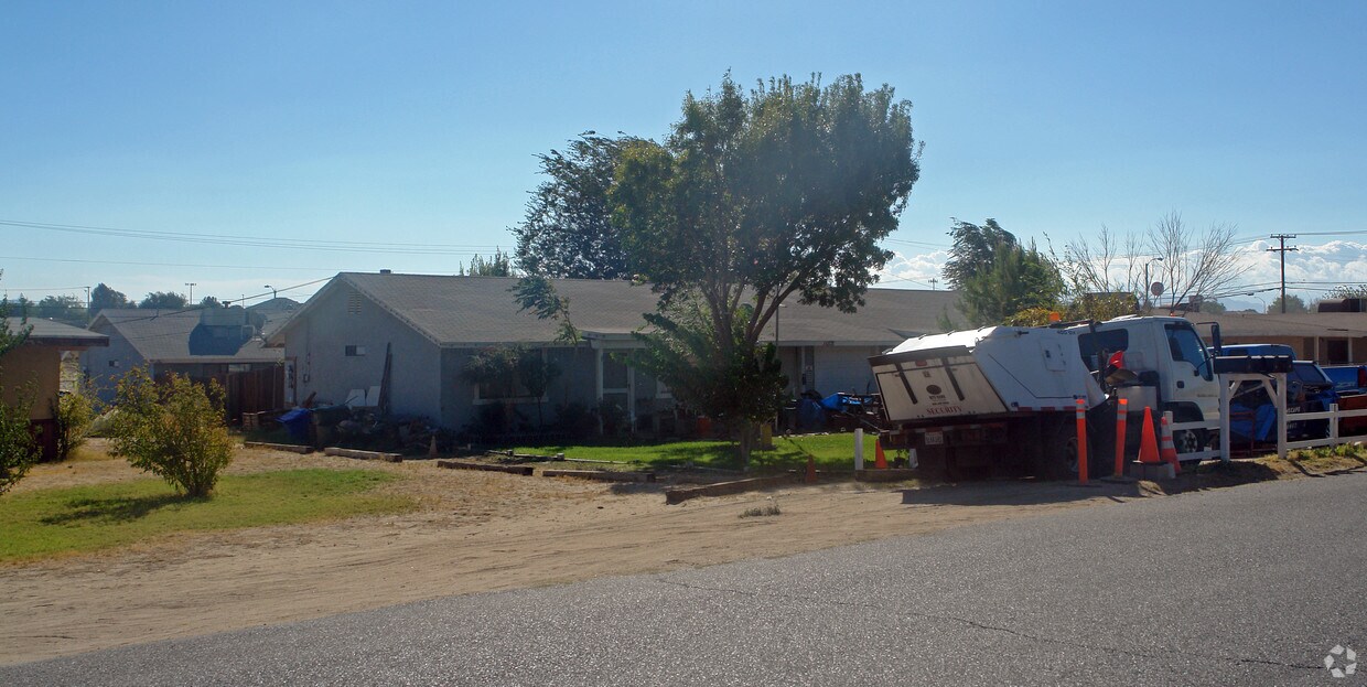 Primary Photo - 15575 Morada Rd