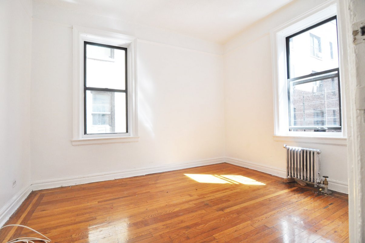 Primary Photo - 230 W 147th St
