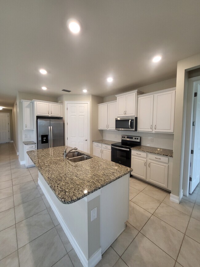 Building Photo - 3276 Baravaldo Cir