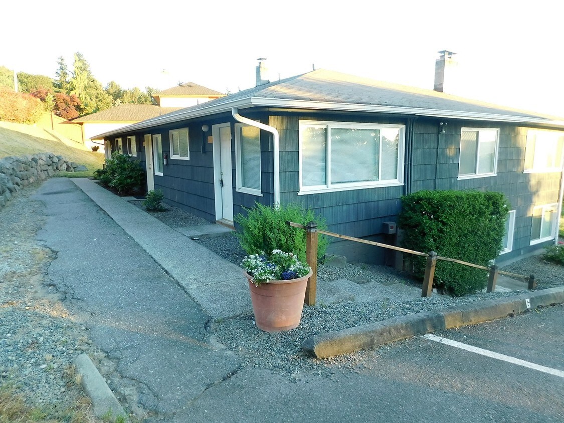 Primary Photo - 19215 98th Ave S