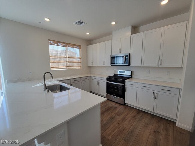 Building Photo - 3652 Valpacos Ln