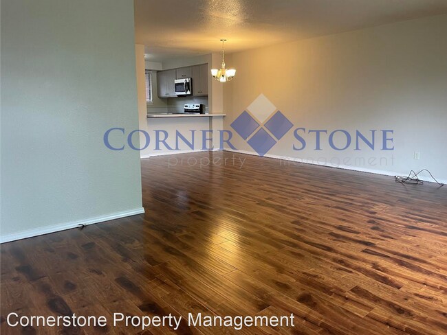 Building Photo - 3 br, 1.5 bath House - 1885 E Old Saybrook...