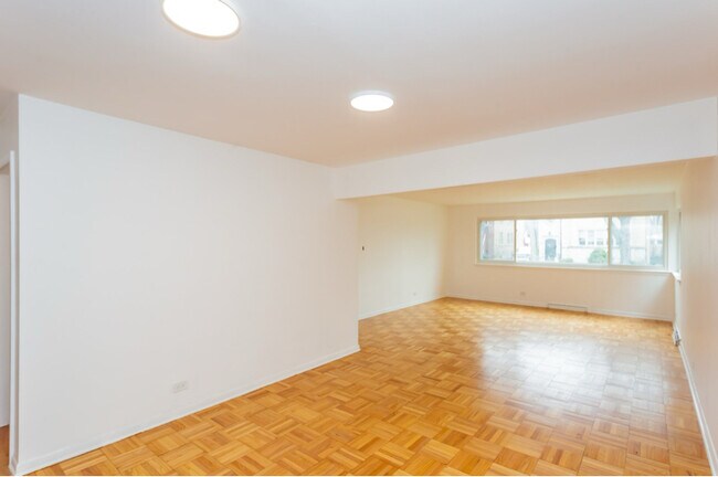 Foto del edificio - 10454 S Claremont Ave