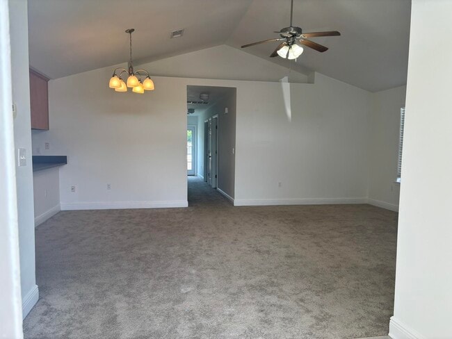 Building Photo - 3326 Golden Rain Dr