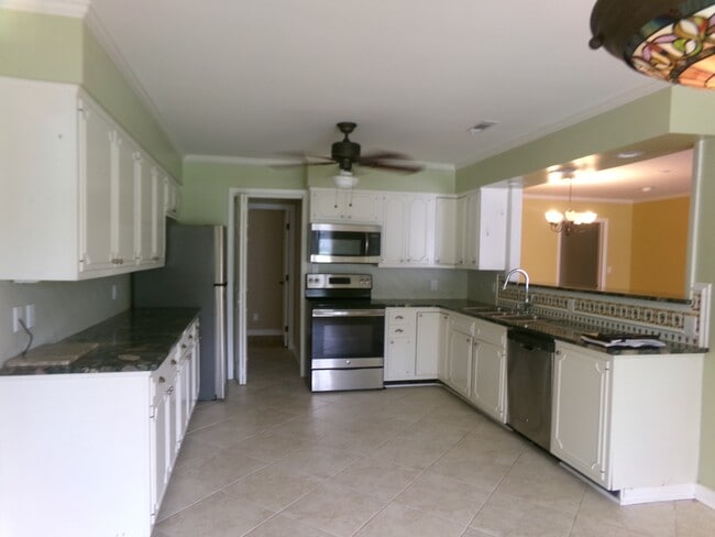 Building Photo - 328 Wildwood Dunes Trail