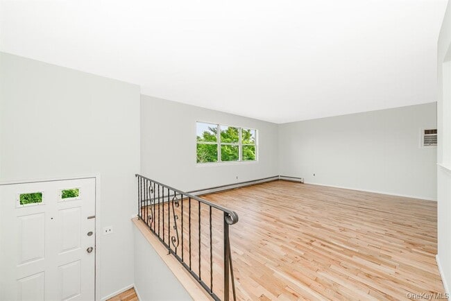 Foto del edificio - 227 N Walnut St