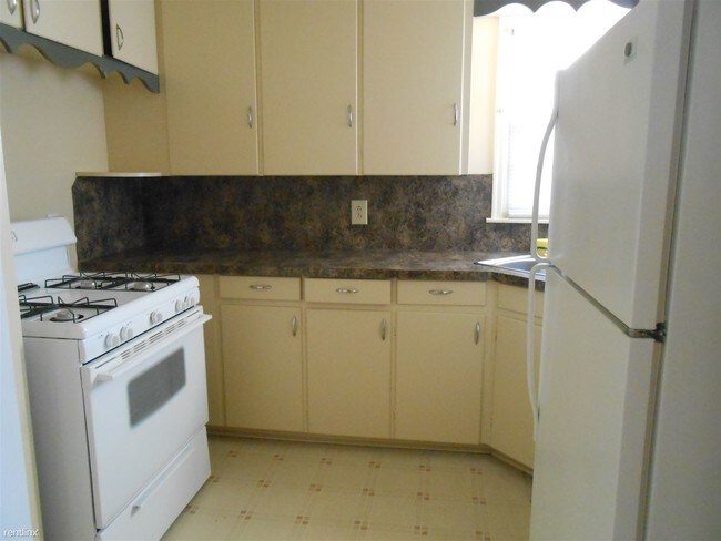 Foto del edificio - 4919 E Easton St