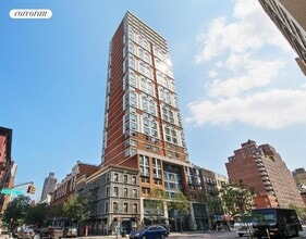 Building Photo - 404 E 76th St