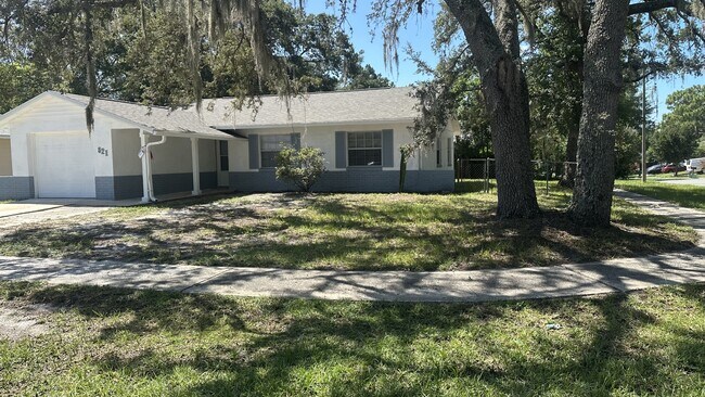 Foto del edificio - 821 Turtle Mound Dr
