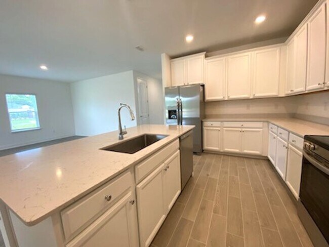 Foto del edificio - Beautiful 4 Bedroom Home in Wexford Reserve!