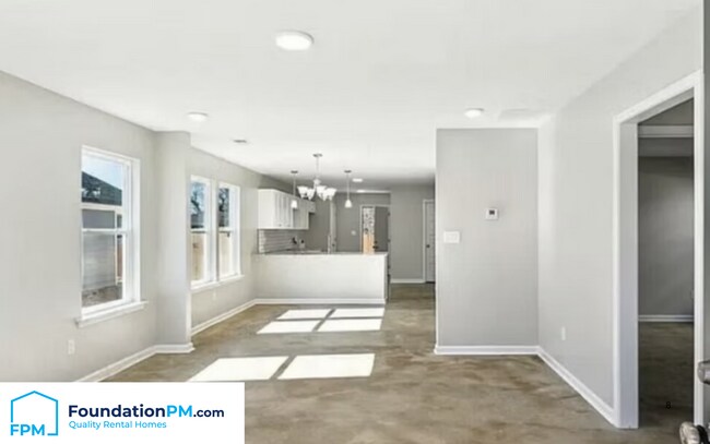 Foto del edificio - 1577 Britton St
