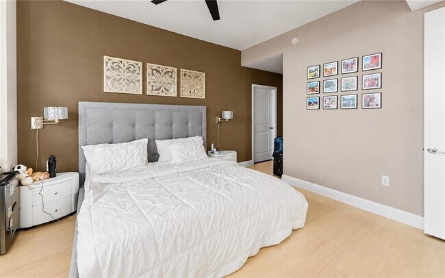 Foto del edificio - 270 17th St NW