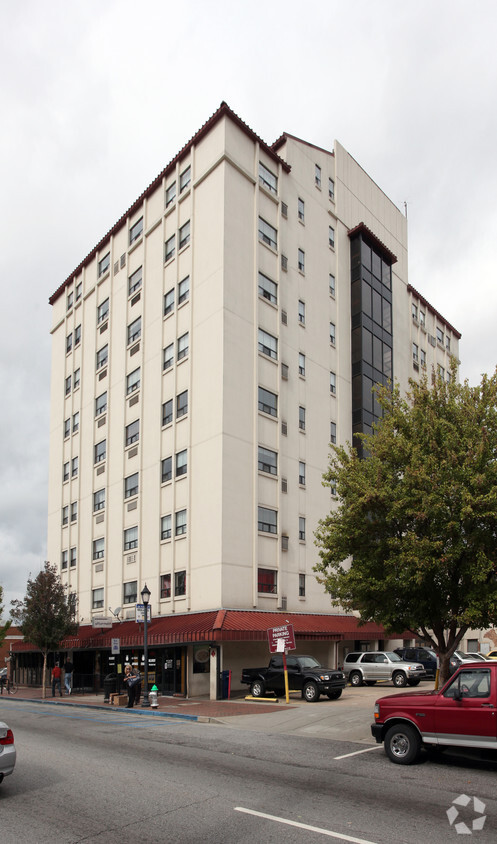 Primary Photo - University Tower