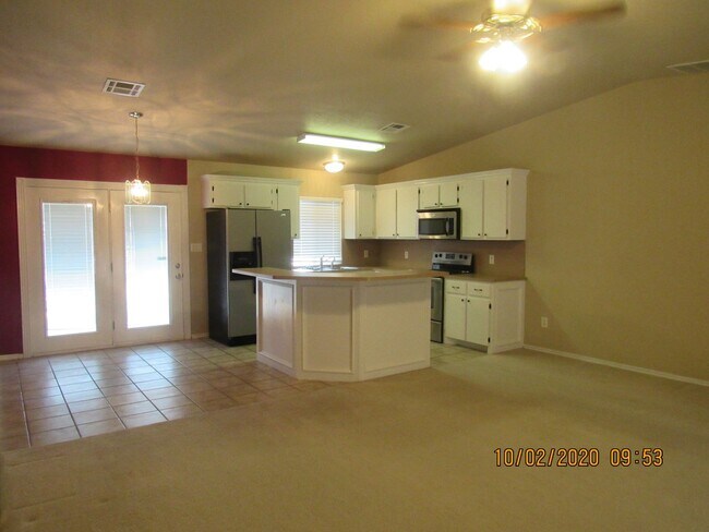 Foto del edificio - Great Eastside Home!