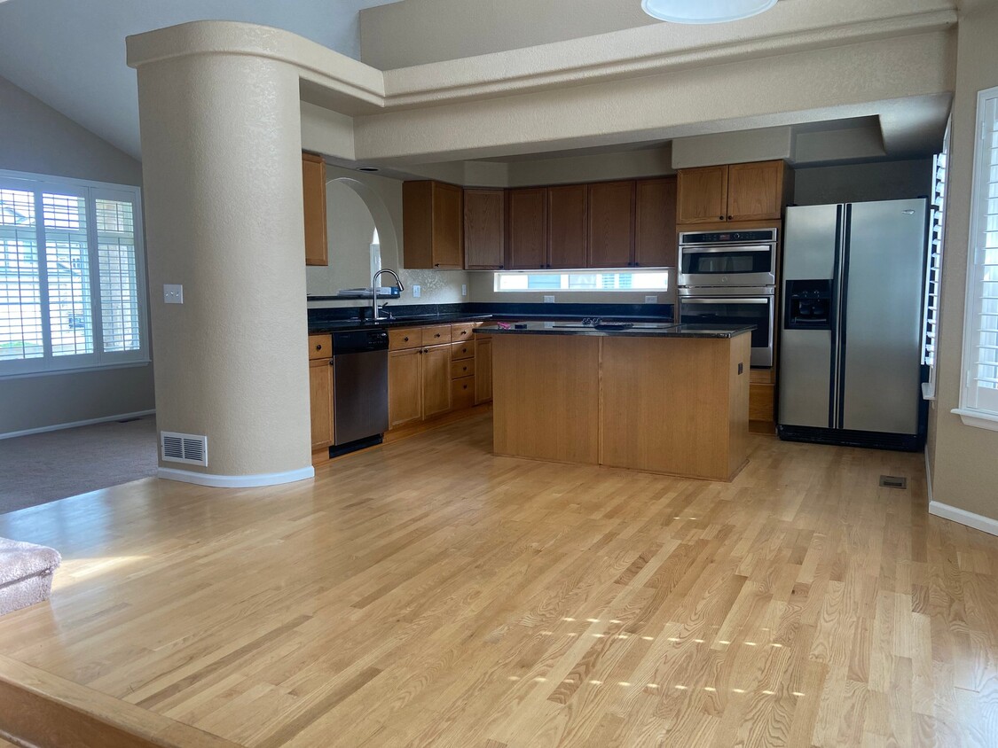 Photo - 5130 Morning Glory Pl (Highlands Ranch, CO)
