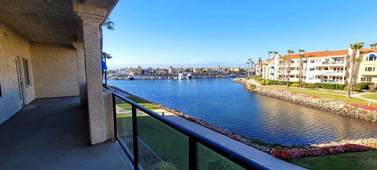 Foto del edificio - GATED Harbour Island Community 2+2 Condo