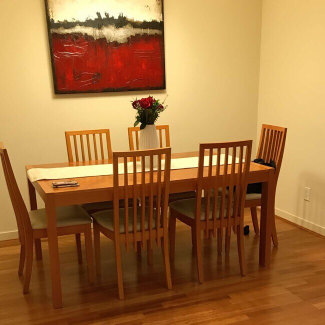 Photo du bâtiment - 1333 W Georgia St