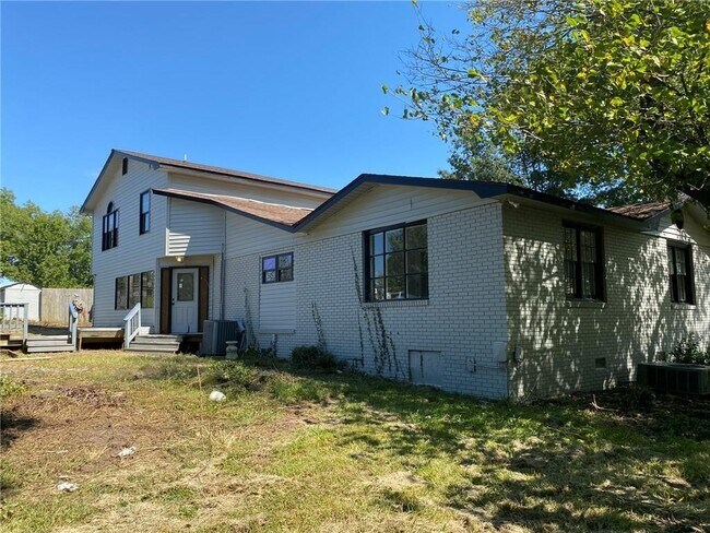 Foto del edificio - 2363 Alvin Joiner Rd